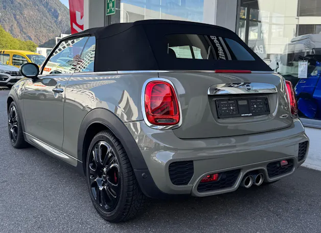 MINI Cooper John Cooper Works Cabriolet Steptronic