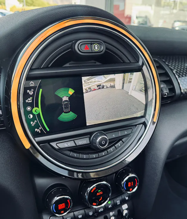 MINI Cooper John Cooper Works Cabriolet Steptronic