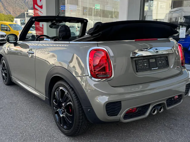 MINI Cooper John Cooper Works Cabriolet Steptronic