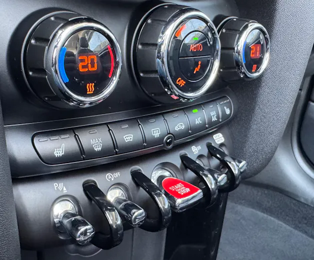 MINI Cooper John Cooper Works Cabriolet Steptronic