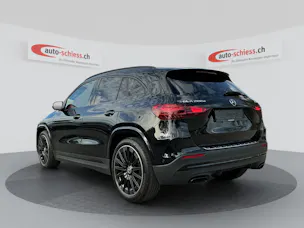 MERCEDES-BENZ GLA 200 d 4M AMG Line