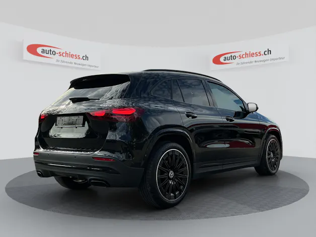 MERCEDES-BENZ GLA 200 d 4M AMG Line