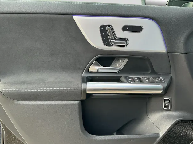 MERCEDES-BENZ GLA 200 d 4M AMG Line