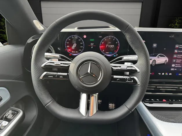 MERCEDES-BENZ CLA 220 8G-DCT 4Matic
