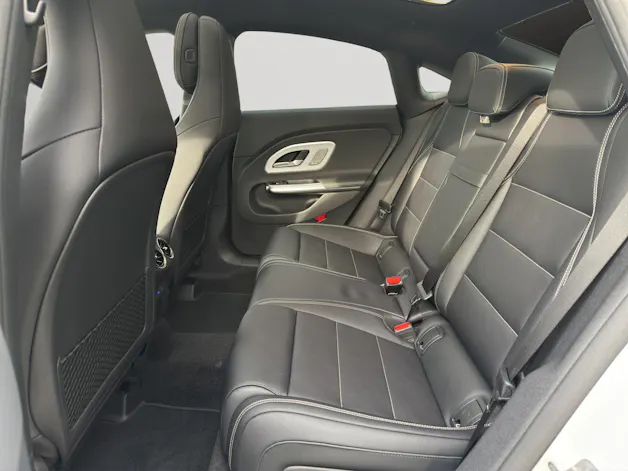 MERCEDES-BENZ CLA 220 8G-DCT 4Matic
