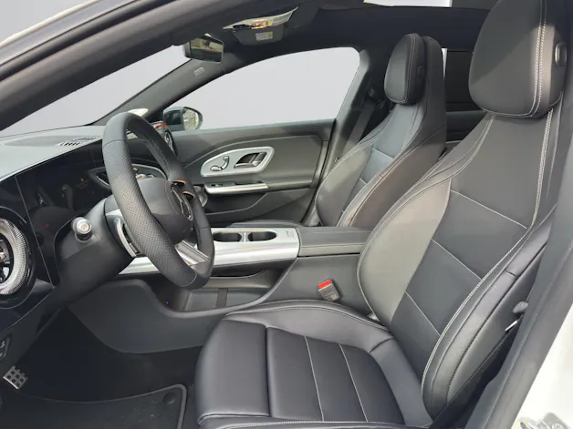 MERCEDES-BENZ CLA 220 8G-DCT 4Matic