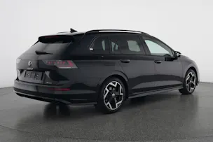 VW Golf VIII Variant 2.0 TSI R-Line DSG 4motion