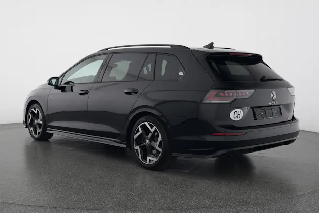 VW Golf VIII Variant 2.0 TSI R-Line DSG 4motion