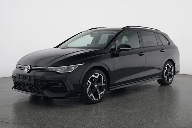 VW Golf VIII Variant 2.0 TSI R-Line DSG 4motion