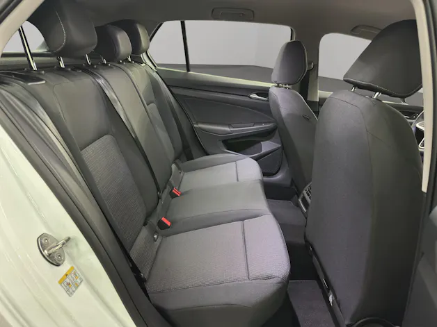 VW Golf 1.5 e TSI mHEV Basis DSG