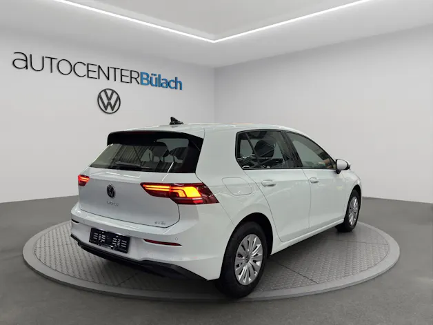 VW Golf 1.5 e TSI mHEV Basis DSG
