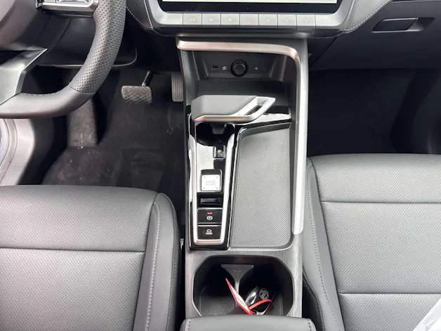 MG ZS 1.5 HEV Luxury Automat