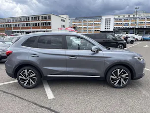 MG ZS 1.5 HEV Luxury Automat