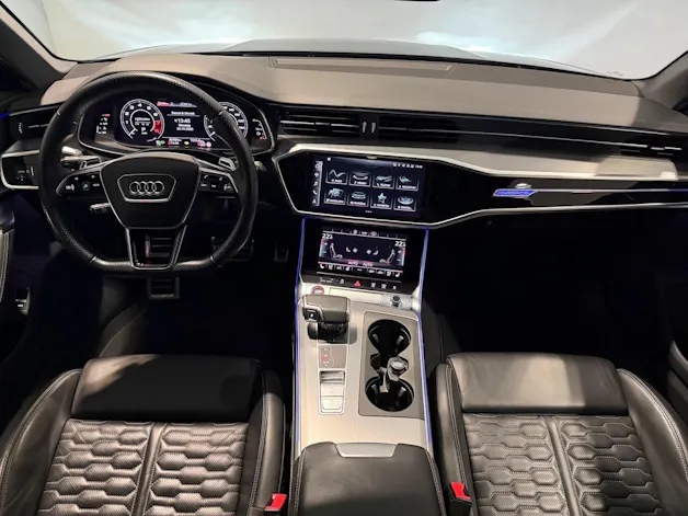 AUDI RS6 Avant 4.0 TFSI V8 quattro