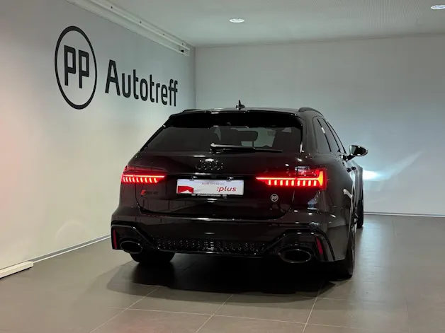 AUDI RS6 Avant 4.0 TFSI V8 quattro