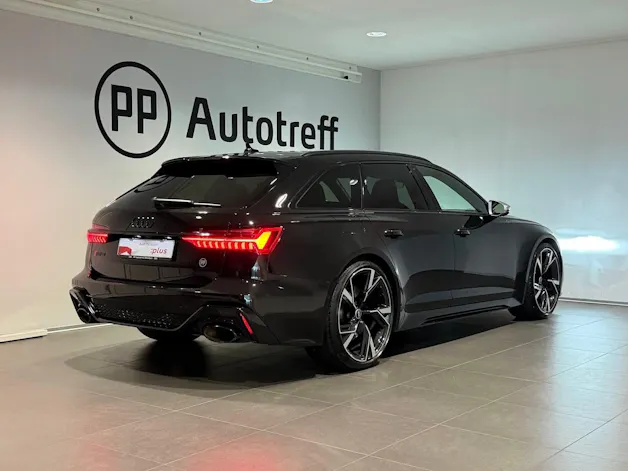 AUDI RS6 Avant 4.0 TFSI V8 quattro