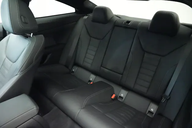 BMW M440i xDrive 48V Coupé Steptronic *CH-Fahrzeug**Carbon* *Harman Kardon*
