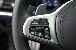BMW M440i xDrive 48V Coupé Steptronic *CH-Fahrzeug**Carbon* *Harman Kardon*