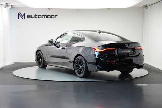 BMW M440i xDrive 48V Coupé Steptronic *CH-Fahrzeug**Carbon* *Harman Kardon*