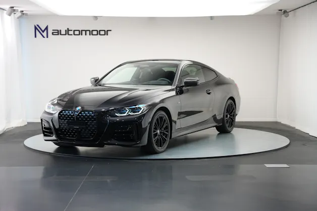 BMW M440i xDrive 48V Coupé Steptronic *CH-Fahrzeug**Carbon* *Harman Kardon*
