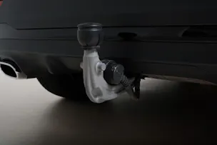 MERCEDES-BENZ GLA 250 AMG Line 4matic Swiss Star H247