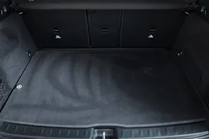 MERCEDES-BENZ GLA 250 AMG Line 4matic Swiss Star H247