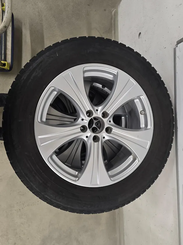 MERCEDES-BENZ GLC 250 AMG Line 4Matic 9G-Tronic