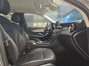 MERCEDES-BENZ GLC 250 AMG Line 4Matic 9G-Tronic