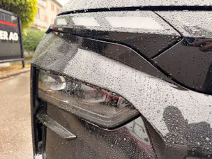 SKODA Elroq RS 4x4 FACELIFT *** MAXX PAKET, ANHÄNGEKUPPLUNG & 4 JAHRE SKODA GARANTIE ***