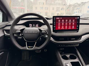 SKODA Elroq RS 4x4 FACELIFT *** MAXX PAKET, ANHÄNGEKUPPLUNG & 4 JAHRE SKODA GARANTIE ***