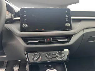 SKODA Fabia 1.0 TSI Selection