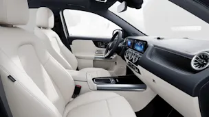 MERCEDES-BENZ GLA 200 Night Star
