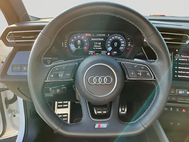 AUDI S3 Sportback quattro