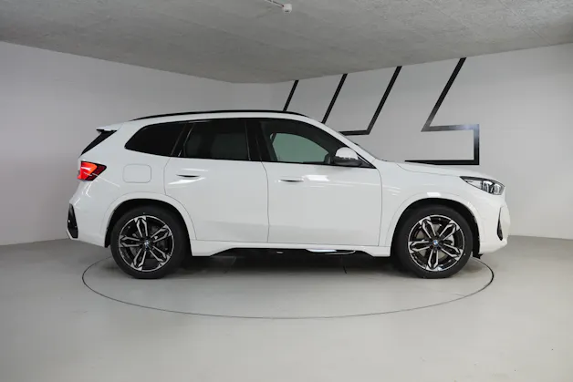 BMW X1 xDrive 23i 48V M Sport