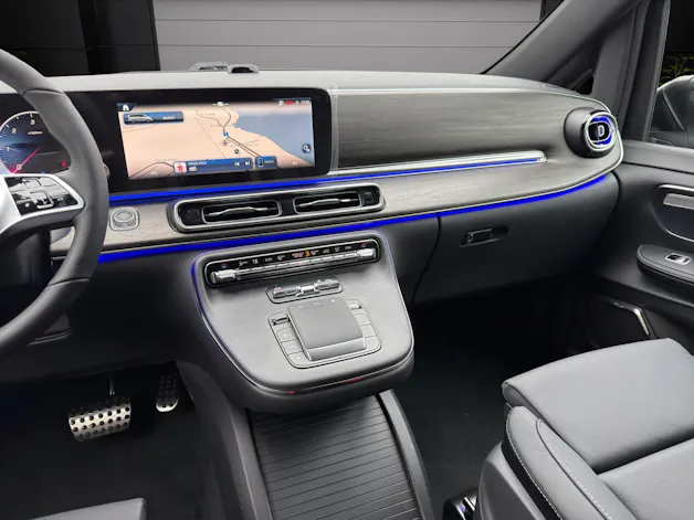MERCEDES-BENZ V 250 d AVANTGARDE 3430mm E 4x4