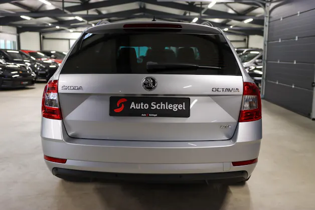 SKODA Octavia Combi 2.0 TDI Ambition 4x4 DSG