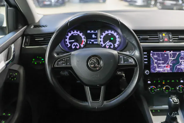 SKODA Octavia Combi 2.0 TDI Ambition 4x4 DSG
