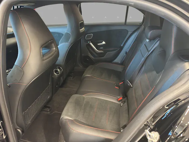 MERCEDES-BENZ A 180 7G-DCT