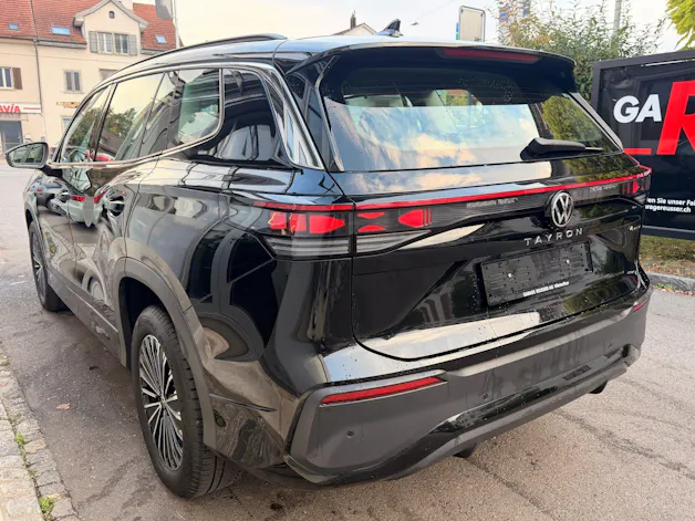 VW Tayron 2.0 TDI 193 PS LIFE 4MOTION *** 360 GRAD KAMERA & ANHÄNGEKUPPLUNG ***