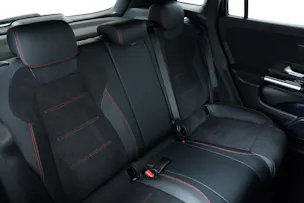 MERCEDES-BENZ GLA 200 AMG Line Night Star H247
