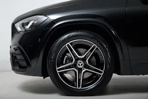 MERCEDES-BENZ GLA 200 AMG Line Night Star H247