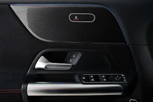 MERCEDES-BENZ GLA 200 AMG Line Night Star H247