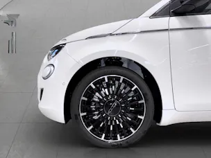 FIAT 500 La Prima