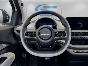 FIAT 500 La Prima