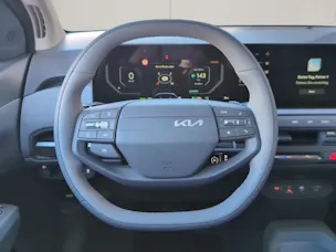 Kia EV3 81 kWh Earth+