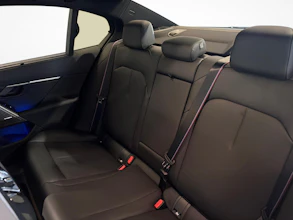 https://vehicle.imgix.net/4531800/1b55dee2-0330-4db3-a644-a90b0622e2e5.jpg