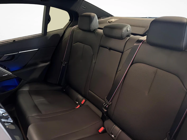 Fahrzeugbild BMW M5