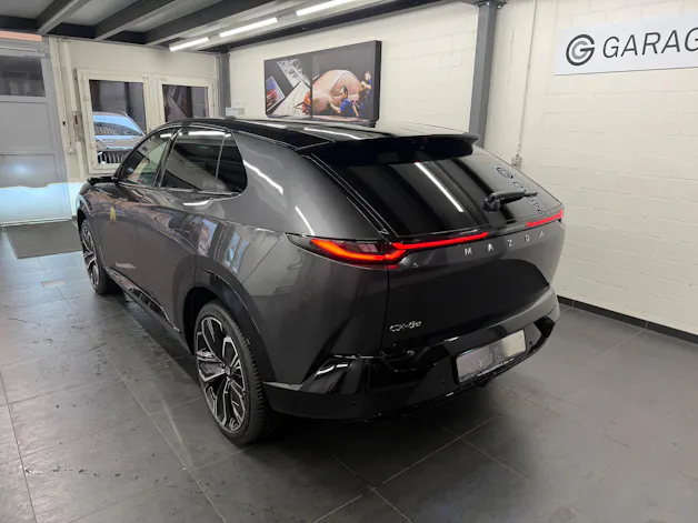 MAZDA CX-6e Takumi Plus