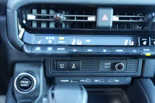 Toyota Land Cruiser 2.8 D 48V Invincible