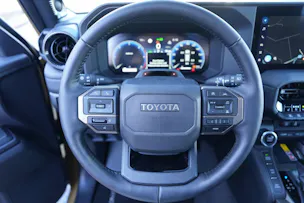Toyota Land Cruiser 2.8 D 48V Invincible